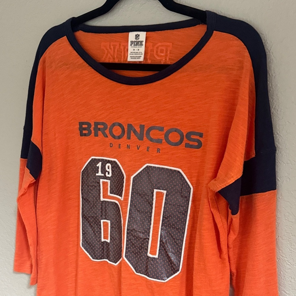 Victoria's Secret Pink Denver Broncos NFL Shirt - Size M - Picture 4 of 12